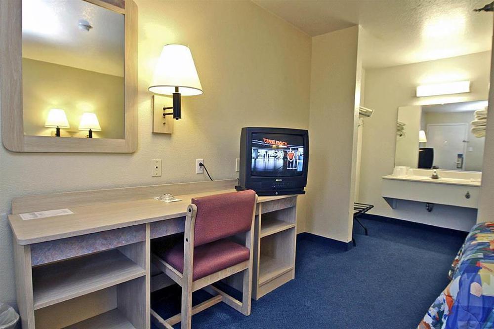 Motel 6-Windsor Locks, Ct - Hartford Pokój zdjęcie