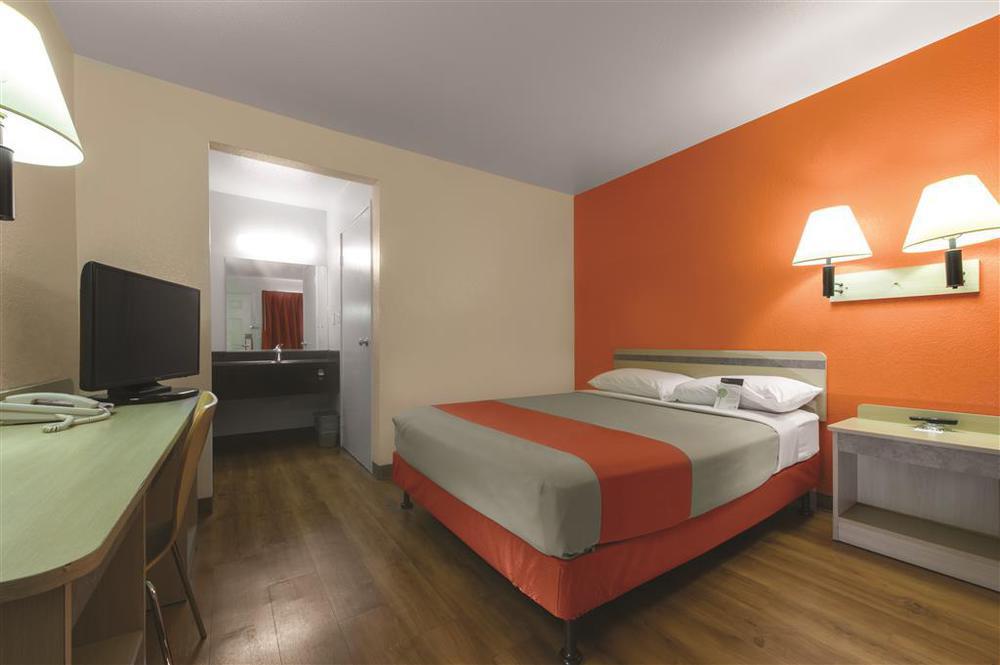 Motel 6-Windsor Locks, Ct - Hartford Pokój zdjęcie